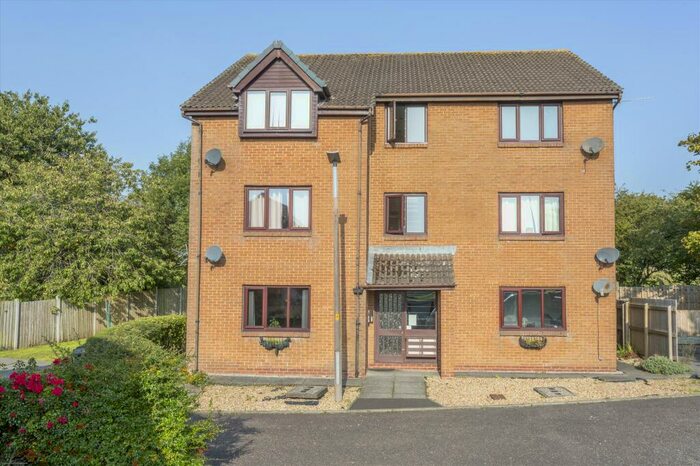 1 Bedroom Flat For Sale In Gilstead Avenue, Heysham, Morecambe, LA3