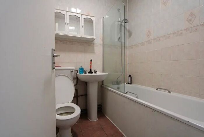 1 Bedroom Flat To Rent In Tulse Hill, Brixton Hill, SW2