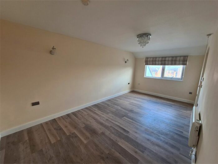1 Bedroom Property To Rent In Stokes Court, Diploma Avenue, East Finchley, N2