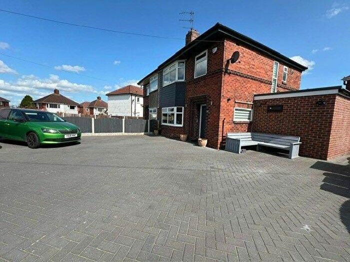 3 Bedroom Semi-Detached House For Sale In Wheatley Grove, Sheffield, S13
