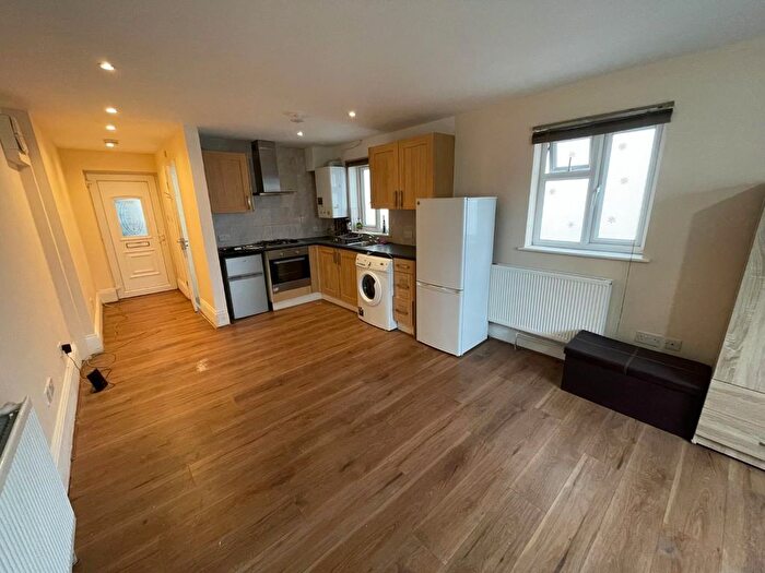 Studio To Rent In St. Albans Road, Watford, WD24