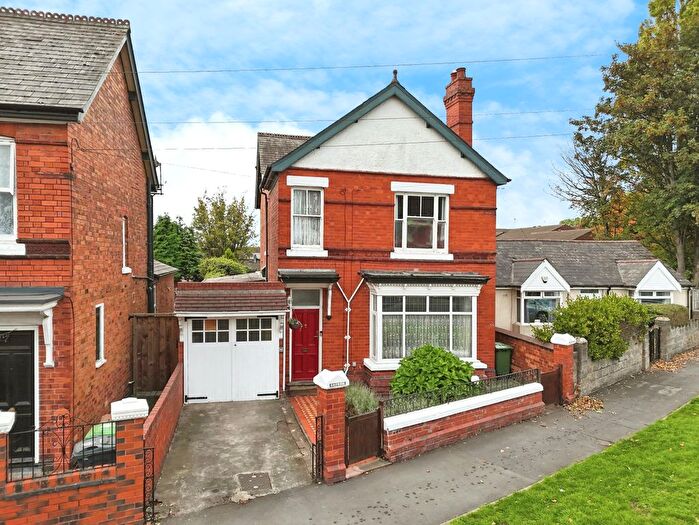 4 Bedroom Detached House For Sale In Old Park Road, Wednesbury, Wednesbury, WS10