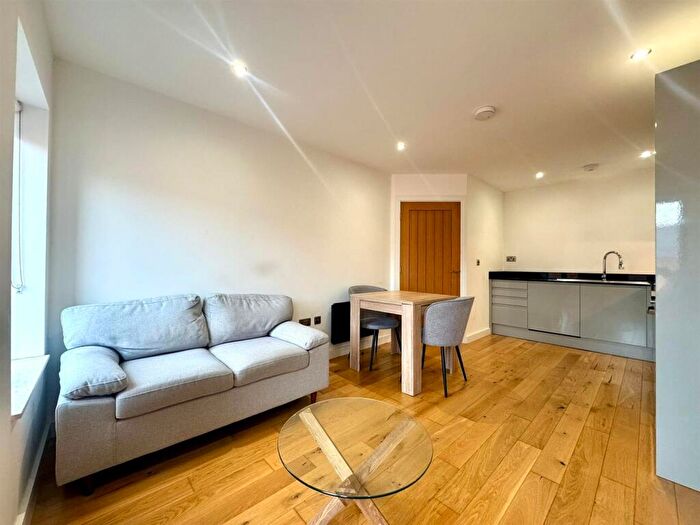 1 Bedroom Apartment To Rent In Camden Street, Birmingham, B1