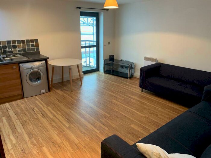 2 Bedroom Apartment To Rent In Fresh Building, Chapel Street, Salford, M3