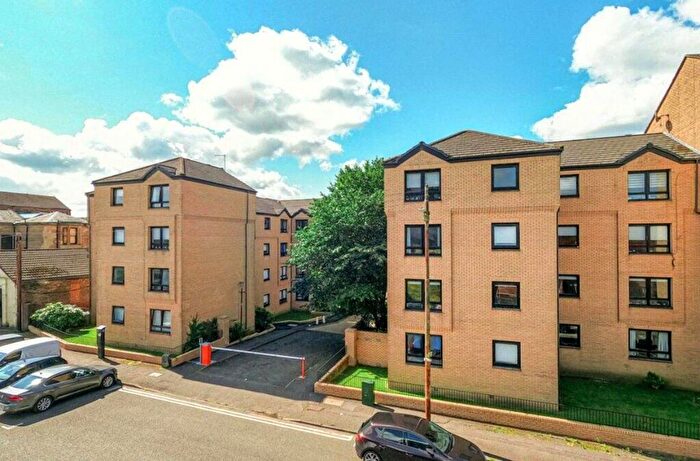 2 Bedroom Flat To Rent In Glenfarg Street, Glasgow, Glasgow City, G20