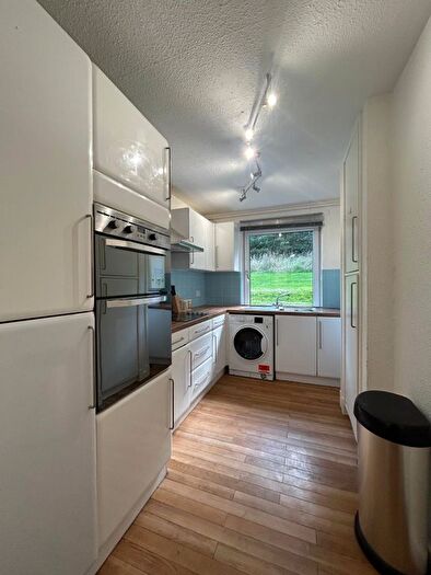 2 Bedroom Detached House To Rent In Saggar Street, West End, Dundee, DD2