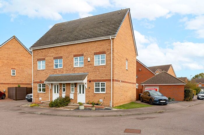 4 Bedroom Semi Detached House For Sale In Station Close, Henlow, SG16