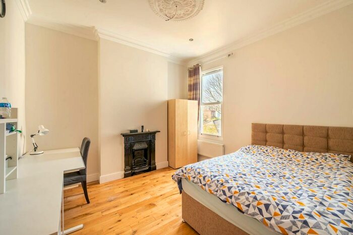 7 Bedroom Semi-detached House To Rent In Northstead Road, Tulse Hill, London, SW2