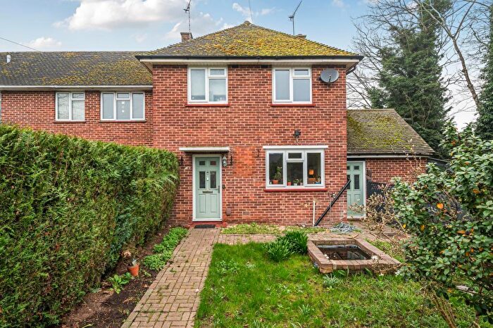 3 Bedroom End Of Terrace House For Sale In Maidenhead, Berkshire, SL6