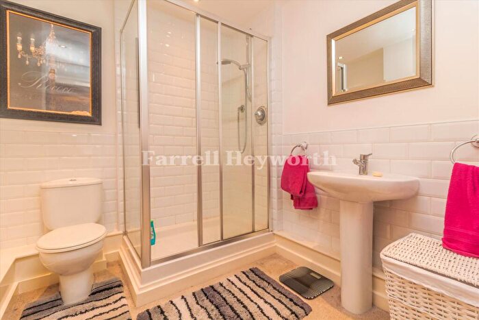 2 Bedroom Flat For Sale In Damside Street, Lancaster, LA1