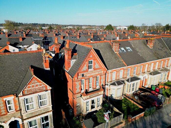 2 Bedroom Maisonette For Sale In Oxford Road, Reading, Berkshire, RG30