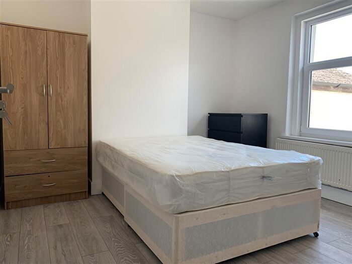 4 Bedroom House To Rent In Bertram Street, Cardiff, CF24