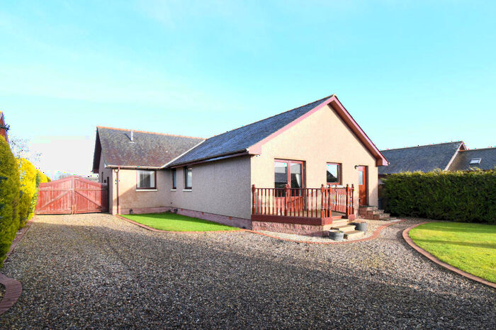 4 Bedroom Detached Bungalow For Sale In Burnhead Terrace, Redford, DD11