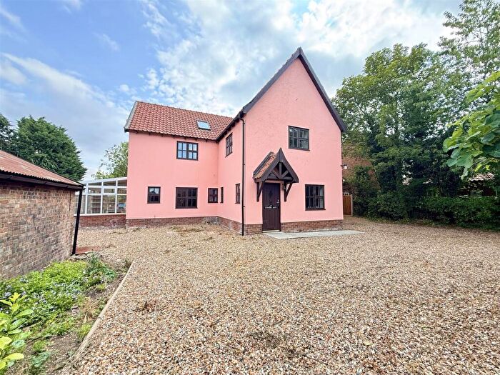 9 Bedroom House For Sale In West Road, Forncett St. Peter, Norwich, NR16