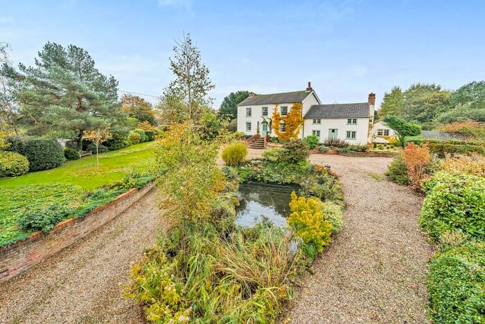 5 Bedroom Detached House For Sale In South Road, Tetford, Horncastle, LN9