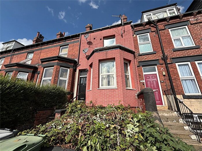 6 Bedroom Terraced House For Sale In Arthington View, Leeds, West Yorkshire, LS10