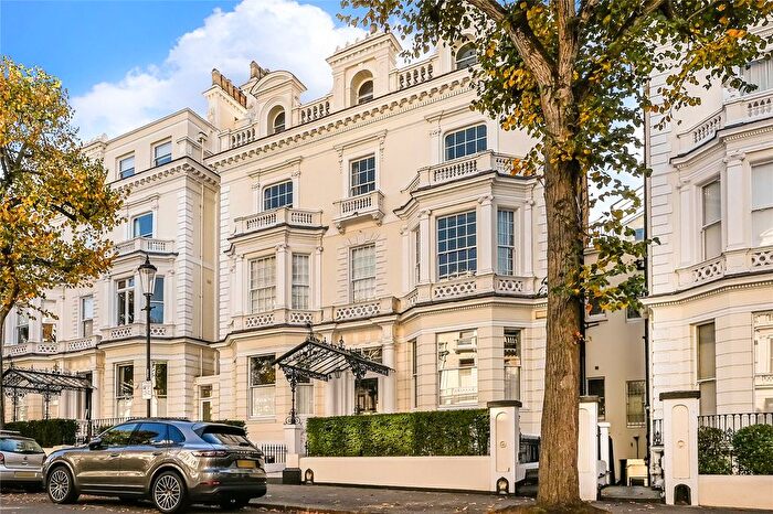 2 Bedroom Flat To Rent In Holland Park, London, W11