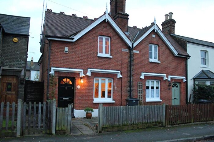 2 Bedroom Semi-Detached House To Rent In Princes Road, Kingston Upon Thames, KT2