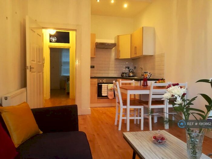 1 Bedroom Flat To Rent In Glasgow, Glasgow, G20