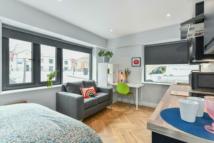 1 Bedroom Apartment To Rent In Malin Hill, Nottingham, NG1