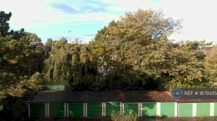 2 Bedroom Flat To Rent In Ashburton Road, Croydon, CR0