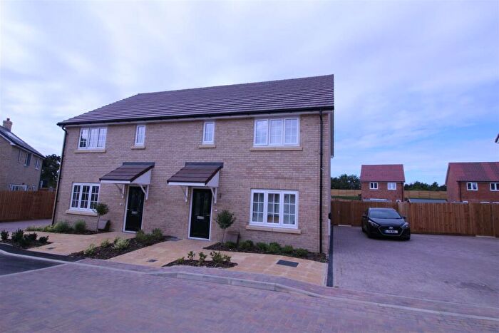 2 Bedroom Semi-Detached House To Rent In Elsenham, CM22