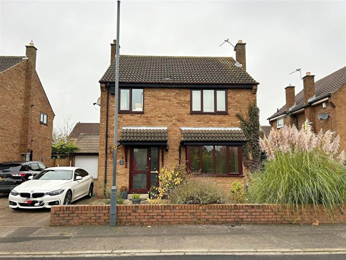 4 Bedroom Detached House To Rent In Maple Grove, Brayton, Selby, YO8