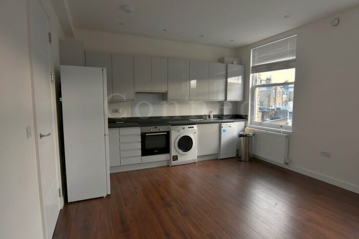2 Bedroom Flat To Rent In Brampton Park Road, London N22
