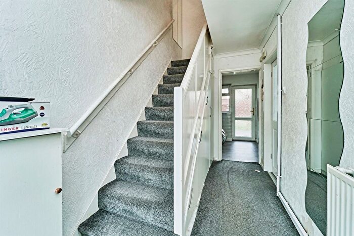 3 Bedroom Terraced House For Sale In Ash Drive, West Bromwich, B71