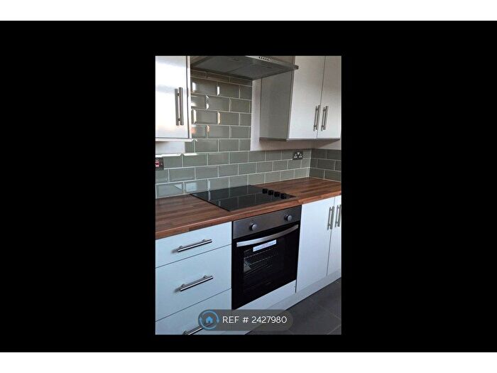 2 Bedroom Flat To Rent In Cavendish Road, Leicester, LE2