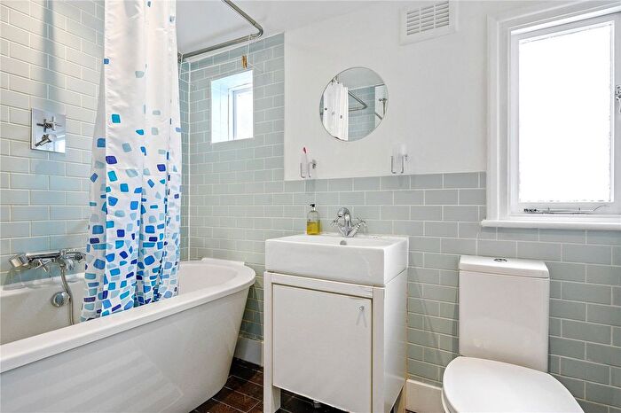 5 Bedroom Terraced House To Rent In Highbury Hill, London, N5