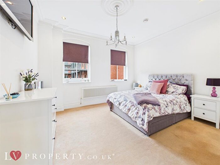 1 Bedroom Flat For Sale In Mint Drive, Hockley, Birmingham, B18