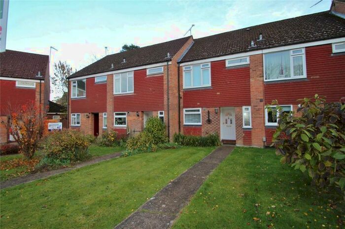 4 Bedroom Terraced House To Rent In Woking, GU21