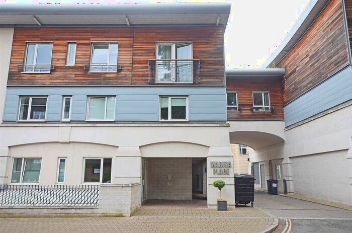 1 Bedroom Flat To Rent In Marina Place, Hampton Wick, Kingston Upon Thames, KT1