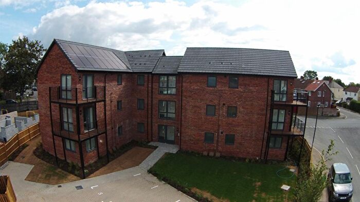 1 Bedroom Flat To Rent In Warren Crescent, Southampton, SO16