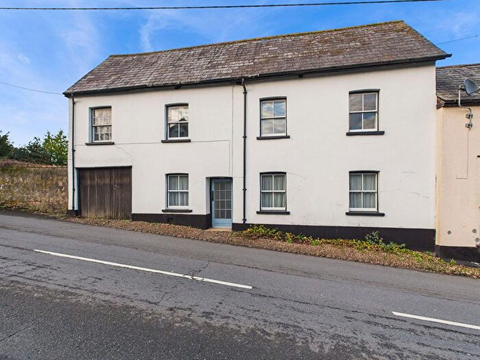 4 Bedroom End Of Terrace House For Sale In Station Road, Newton Poppleford, EX10