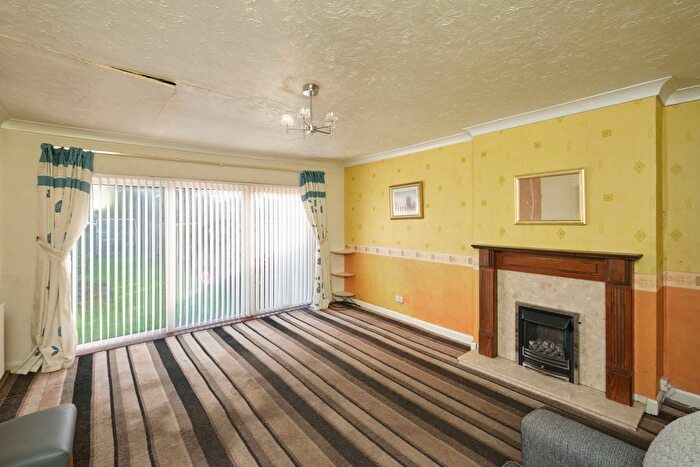 2 Bedroom Semi-Detached House For Sale In Swinbrook Grove, Great Barr, Birmingham, B44