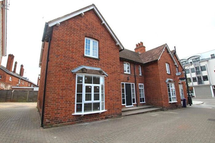 2 Bedroom Flat To Rent In Church Lane, Royston, SG8