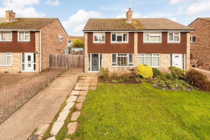 3 Bedroom Semi Detached House For Sale In Ashmole Road, Abingdon, OX14