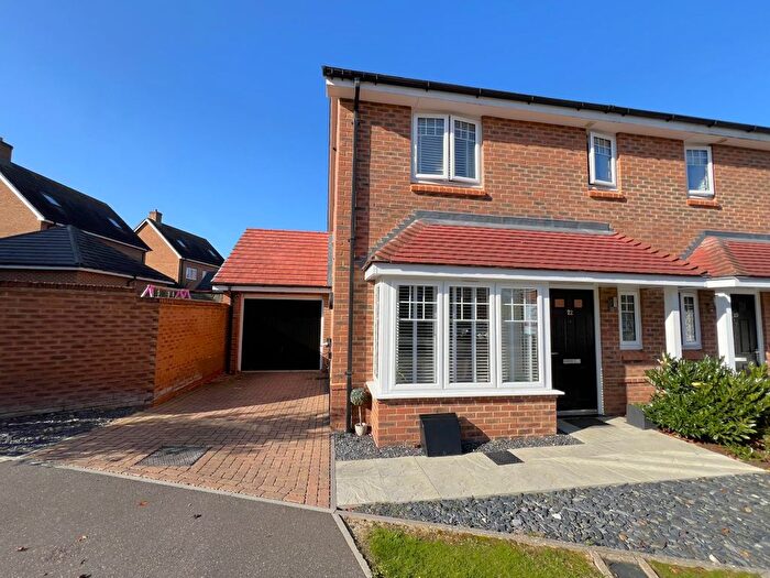 3 Bedroom Semi-Detached House For Sale In Brooklands Crescent, Edenbridge, TN8