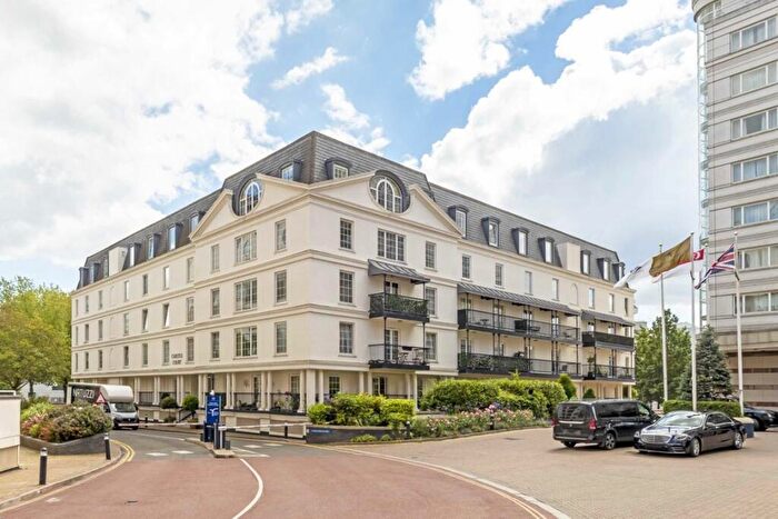 2 Bedroom Flat For Sale In Carlyle Court, Chelsea Harbour, London, SW10