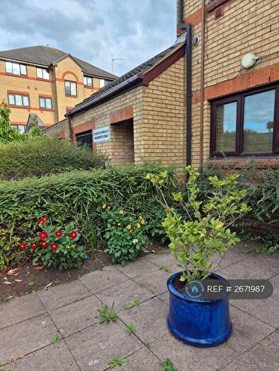 2 Bedroom Flat To Rent In Newland Street, London, E16