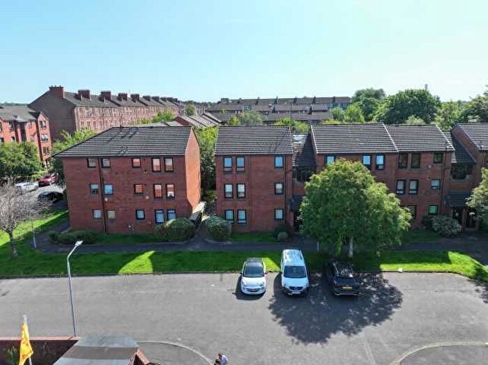 2 Bedroom Flat For Sale In Budhill Avenue, Glasgow, G32