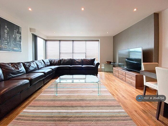2 Bedroom Flat To Rent In Liverpool, Liverpool, L3