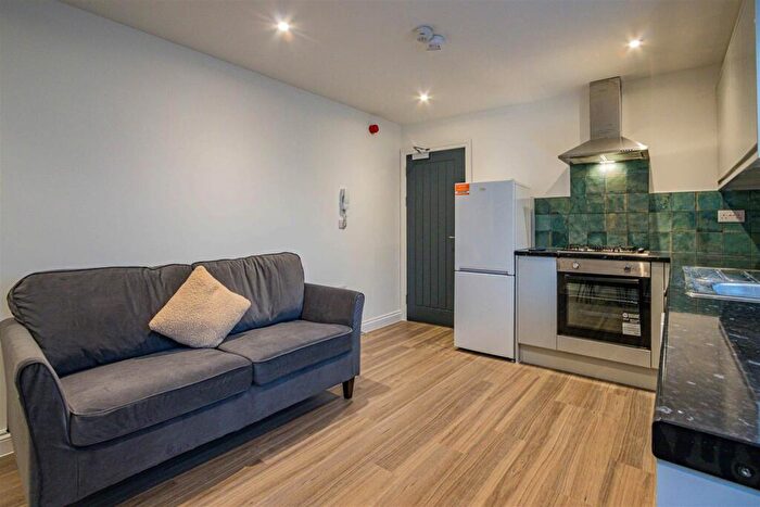 1 Bedroom Private Halls To Rent In Colum Road, Cathays, CF10