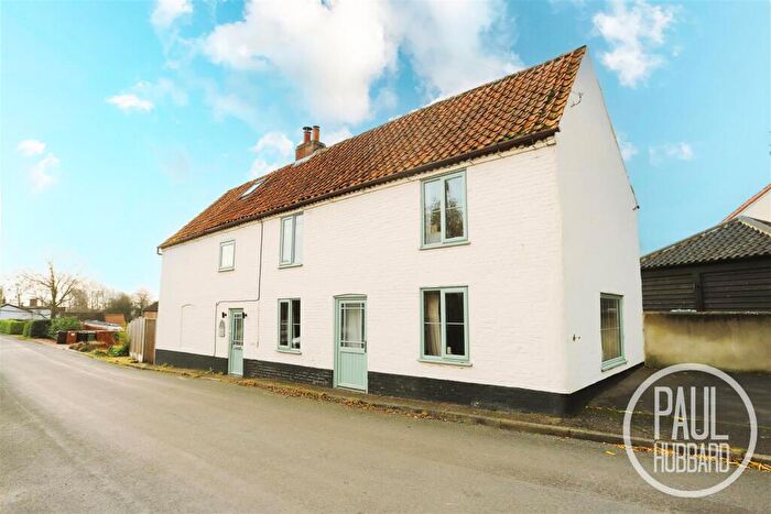 4 Bedroom Detached House For Sale In The Street, Aldeby, NR34