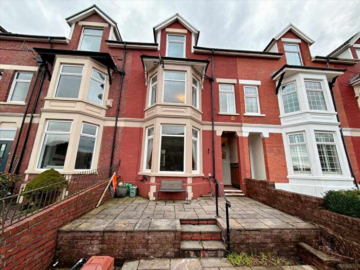 5 Bedroom Terraced House For Sale In Maindy Crescent, Pentre, CF41