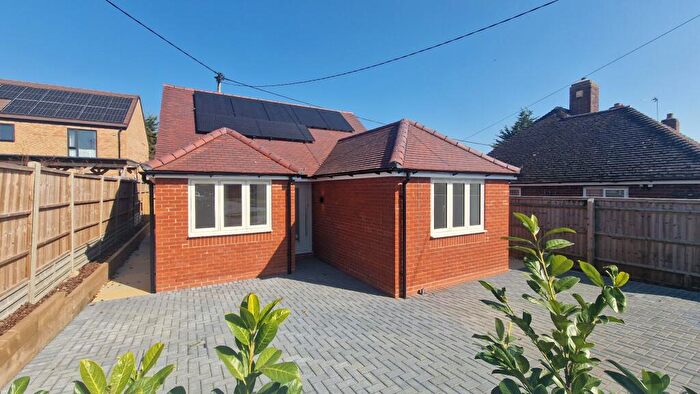 2 Bedroom Detached Bungalow For Sale In A Cullum Road, Wheatley, OX33