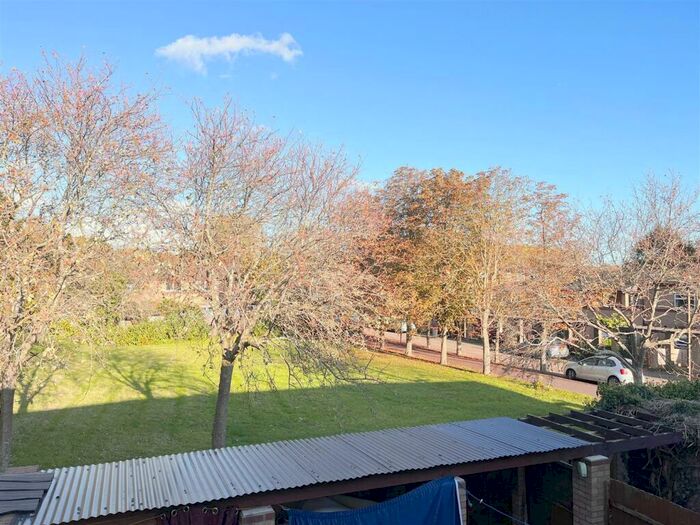 1 Bedroom Maisonette To Rent In Sutcliffe Avenue, Oldbrook, Milton Keynes, MK6