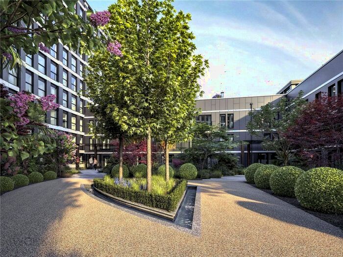 1 Bedroom Flat To Rent In Cockfosters Road, Cockfosters, EN4